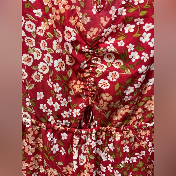 THIRD + MALT Red Floral Flutter Dress With Front Keyhole Tie Detail Size | L - Picture 5 of 8